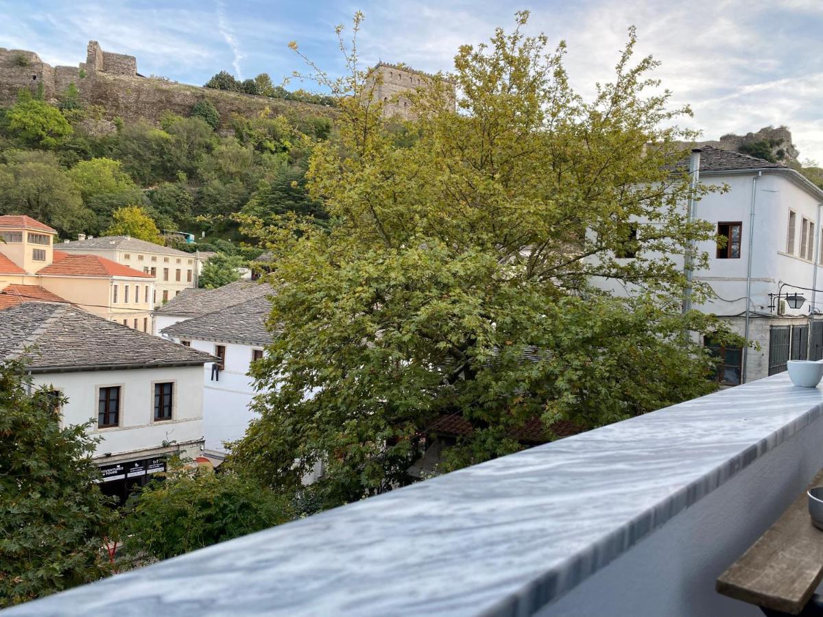 Ballo Apartments Gjirokastër Eksteriør billede