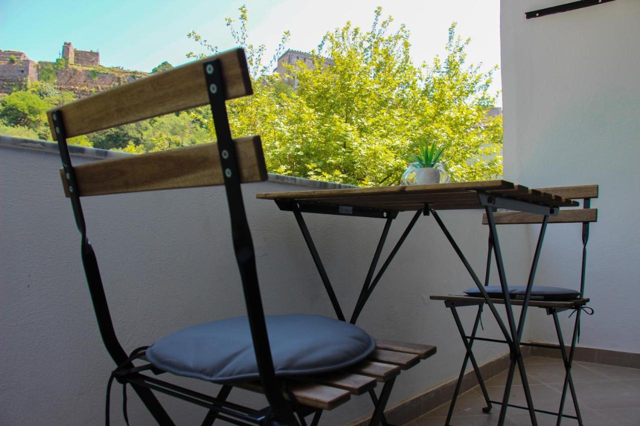 Ballo Apartments Gjirokastër Eksteriør billede